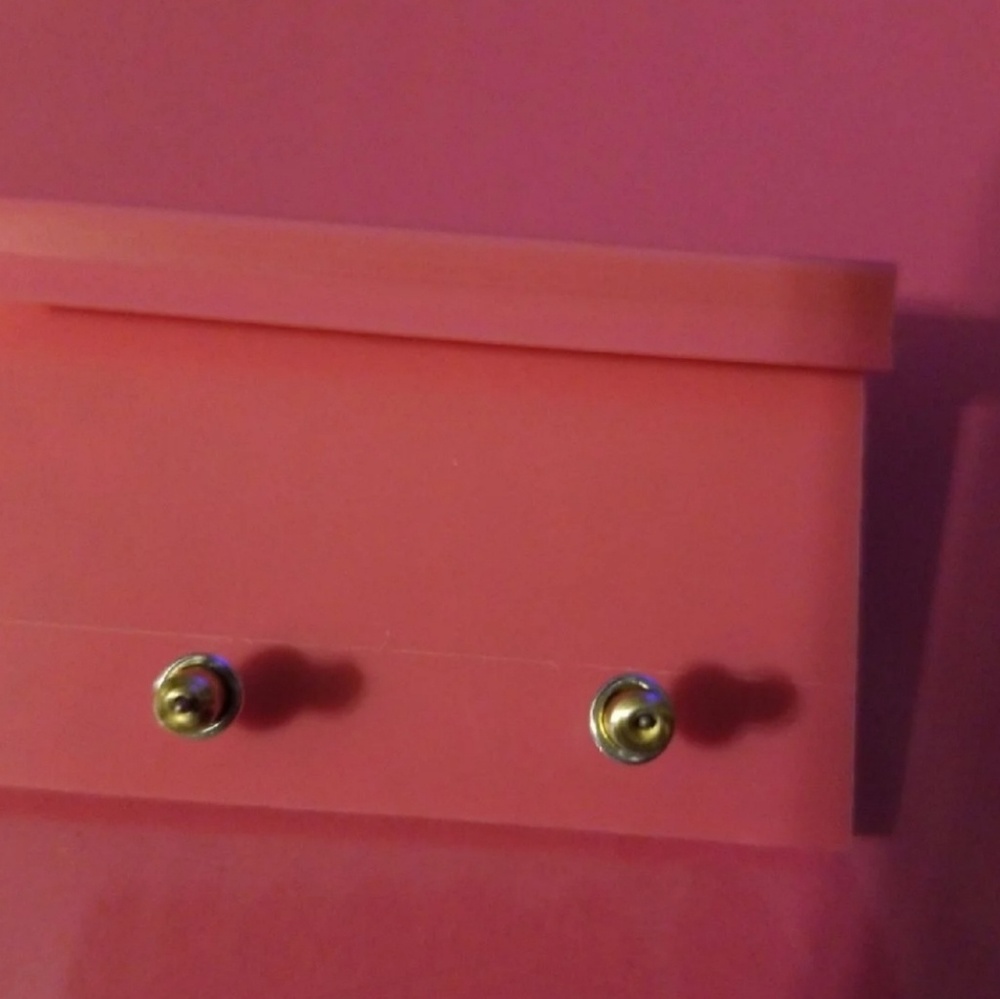 New! Betsy Johnson Hat earrings - Picture 4 of 5
